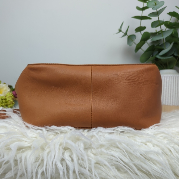 ❗SOLD❗ Madewell | The Abroad Tote | Desert Camel - Picture 12 of 14